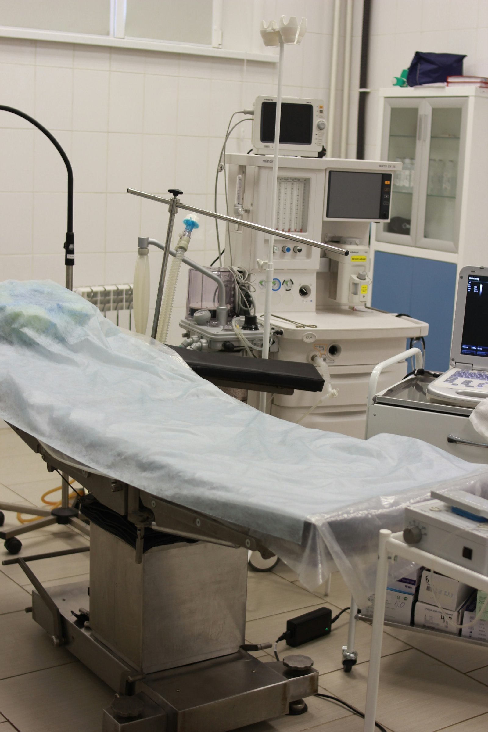 Ultrasound equipment in an equipped clinical room